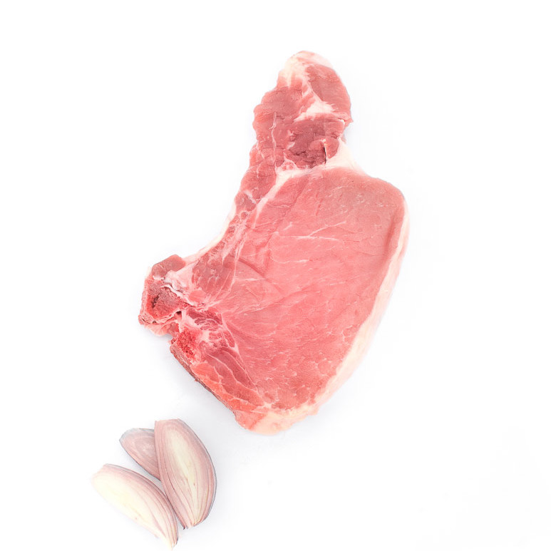 Viande, cote de porc première. Maison Alpin. Vente en direct de la salaison familiale. Charcuterie artisanale, saucisson, saucisse, diot, jambon, de Haute-Savoie & viande de qualité supérieure en ligne.