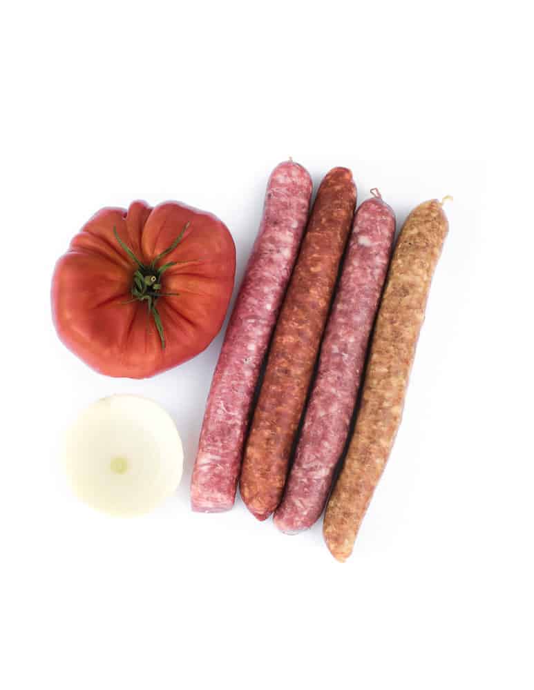 Pack barbecue familial, bbq. Maison Alpin. Vente en direct de la salaison familiale. Charcuterie artisanale, saucisson, saucisse, diot, jambon, de Haute-Savoie & viande de qualité supérieure en ligne.