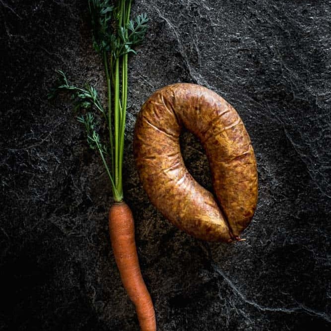 Maison Alpin. Vente en direct de la salaison familiale. Charcuterie artisanale de Haute-Savoie de qualité supérieure en ligne.